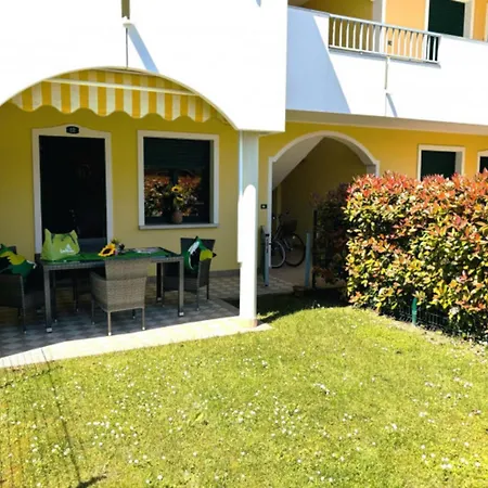 Bright 300 Mt From The - Beahost * Bibione